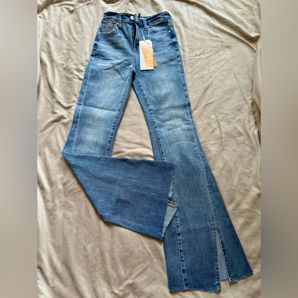 Risen flares size 24/0